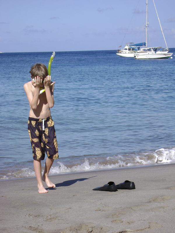 Library - 4879.jpg - Getting ready to snorkel